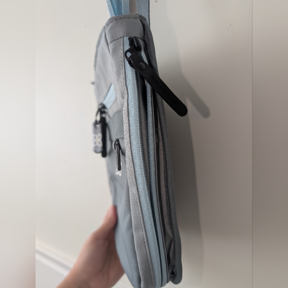 NWOT Sherpani crossbody bag - Picture 5 of 10